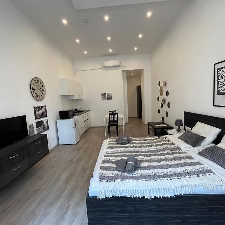 D58 Superior Apartments In The City Center Budapest Ngoại thất bức ảnh