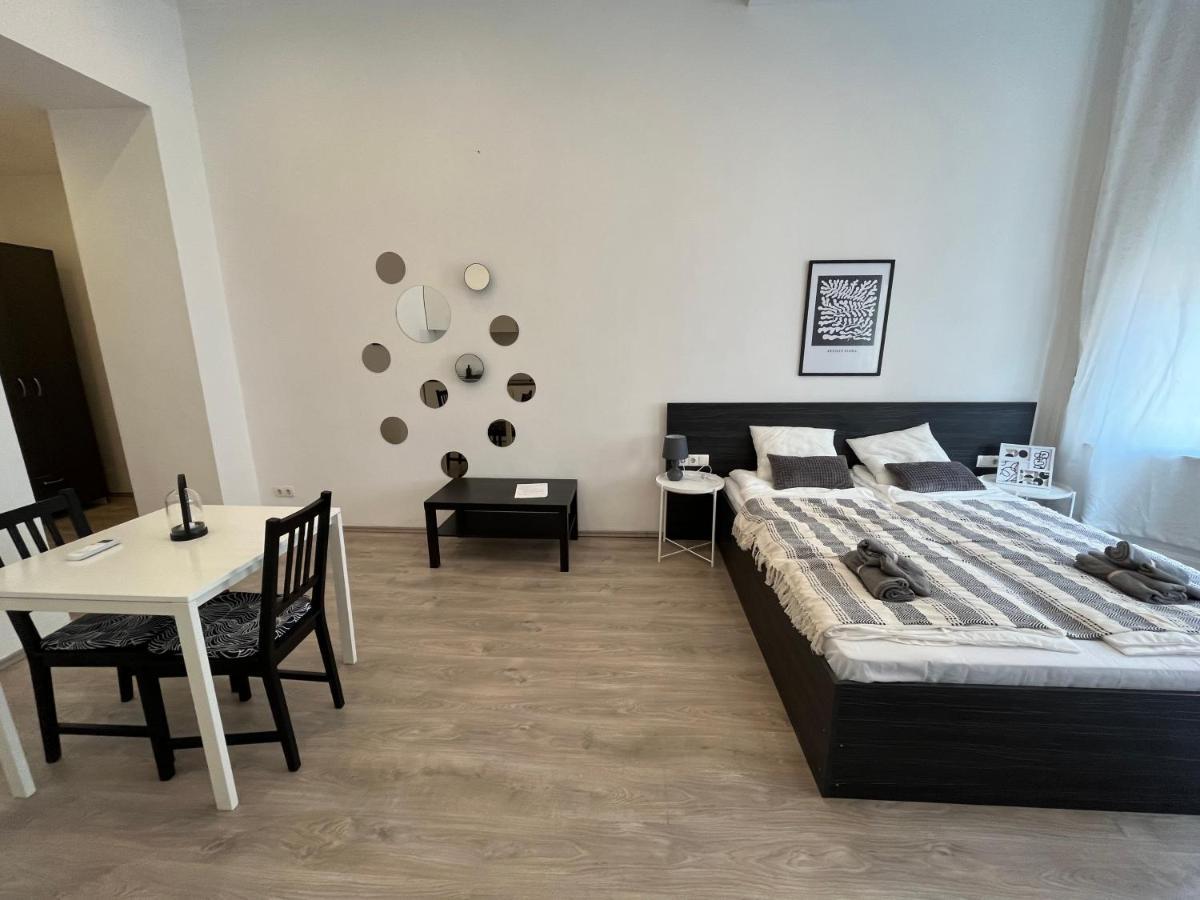 D58 Superior Apartments In The City Center Budapest Ngoại thất bức ảnh